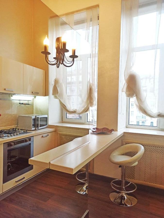 Двухуровневая Дизайнерская Квартира В Центре Киева Extérieur photo